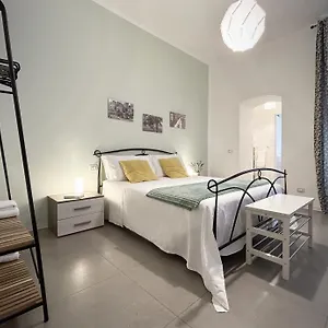 Everest Bed & Breakfast